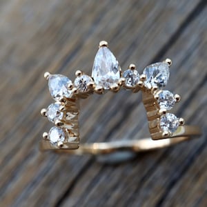 Square Shaped Curved Wedding Band- Contour Teardrop Diamond Gold Band- Colorless Alternative Diamond Band for Asscher Emerald Shape Ring