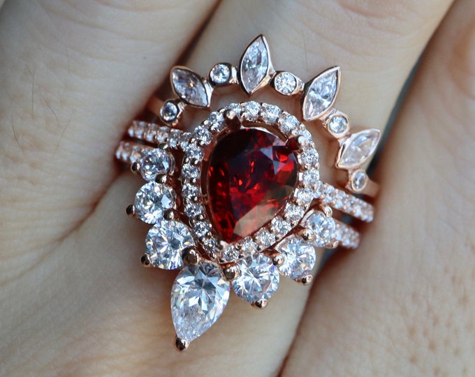 Solid 14k Gold Pear Genuine Garnet Bridal 3 Ring Set for Her- Teardrop Natural Garnet Halo Engagement Ring Set w/ 2 Curved Wedding Band