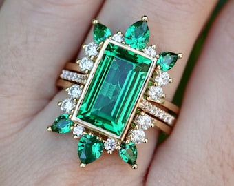 Rectangle Emerald Halo Bridal 3 Ring Set-14k Gold Large Green Emerald Engagement Ring Set w/Diamond Wedding Band-5ct Emerald Cut Green Ring