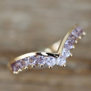 Alexandrite Chevron Vintage Wedding Band- Contour Light Purple 18k Rose Gold Band- Curved Purple Stone Band- V December 14k White Gold Band