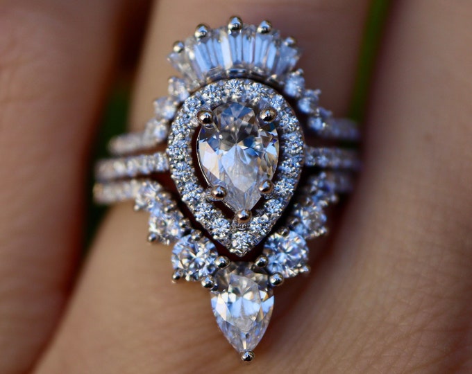 Pear Moissanite Halo Deco Bridal 3 Ring Set-14k Gold Colorless Vintage Engagement Ring Set w/ Baguette Wedding Band-Alternative Diamond Ring