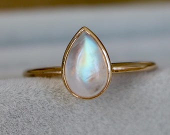 Teardrop Genuine Cabochon Moonstone Simple Bezel Solid 10k Gold Ring