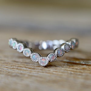 Round Opal Eternity Wedding Chevron Milgrain Vintage Band Lab Opal Curve Nesting Deco Band Stackable Solid Gold Bubble Opal Bezel Band 10k White Gold