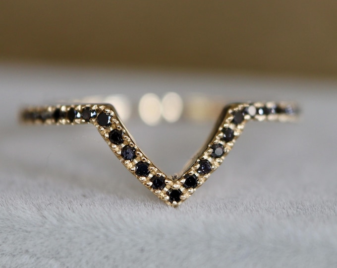 Genuine Black Diamond Chevron Wedding Band- Natural Round Brilliant Black Diamond V Engagement Band- Customizable Contour Bridal Band