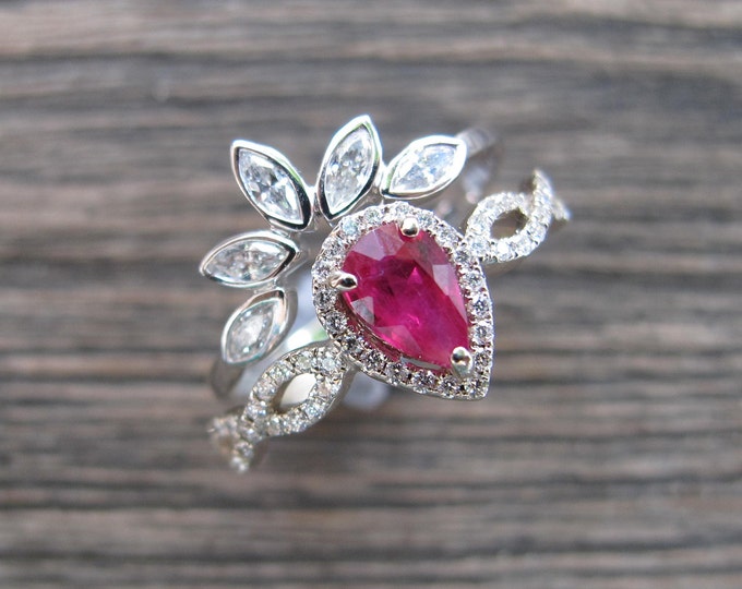 Genuine Teardrop 0.58ct Unheat Ruby Halo Diamond 2 Ring Deco Set- Vintage Pear Natural Ruby Engagement Ring Set- 18k White Gold Bridal Rings