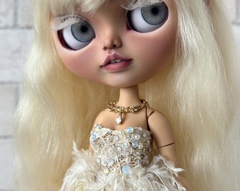 SOLD** OOAK Custom Blythe “Angelica”