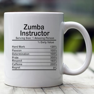 Tasse personnalisée de faits de nutrition d'instructeur de Zumba, tasse faite sur commande de faits de nutrition, cadeau d'instructeur de Zumba, meilleur cadeau d'instructeur de Zumba