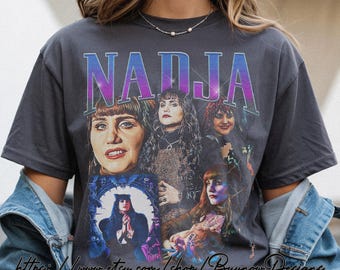 Camiseta Nadja Retro Limitada - Camiseta What We Do In The Shadows, Camiseta What We Do In The Shadows, Camiseta What We Do In The Shadows