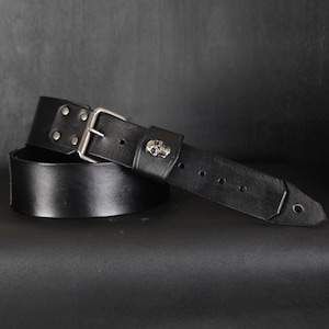 Handmade Skull Leather Guitar Strap. Adjustable Buckle. BLACK