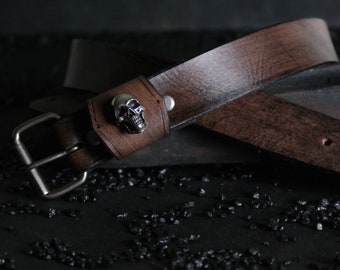 Rocker leather Belt.. Custom SKULL. 1.5 inches wide. Antique BLACK