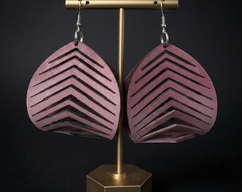 Pendientes llamativos de piel rosa degradada, piel auténtica esculpida y pintada a mano, pendientes colgantes grandes de estilo bohemio.