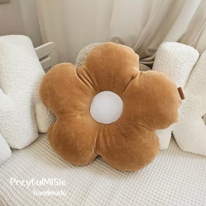 Floral shaped pillow, Daisy pillow, Flower Pillow, Nursery Decor, cotton flower pillow,