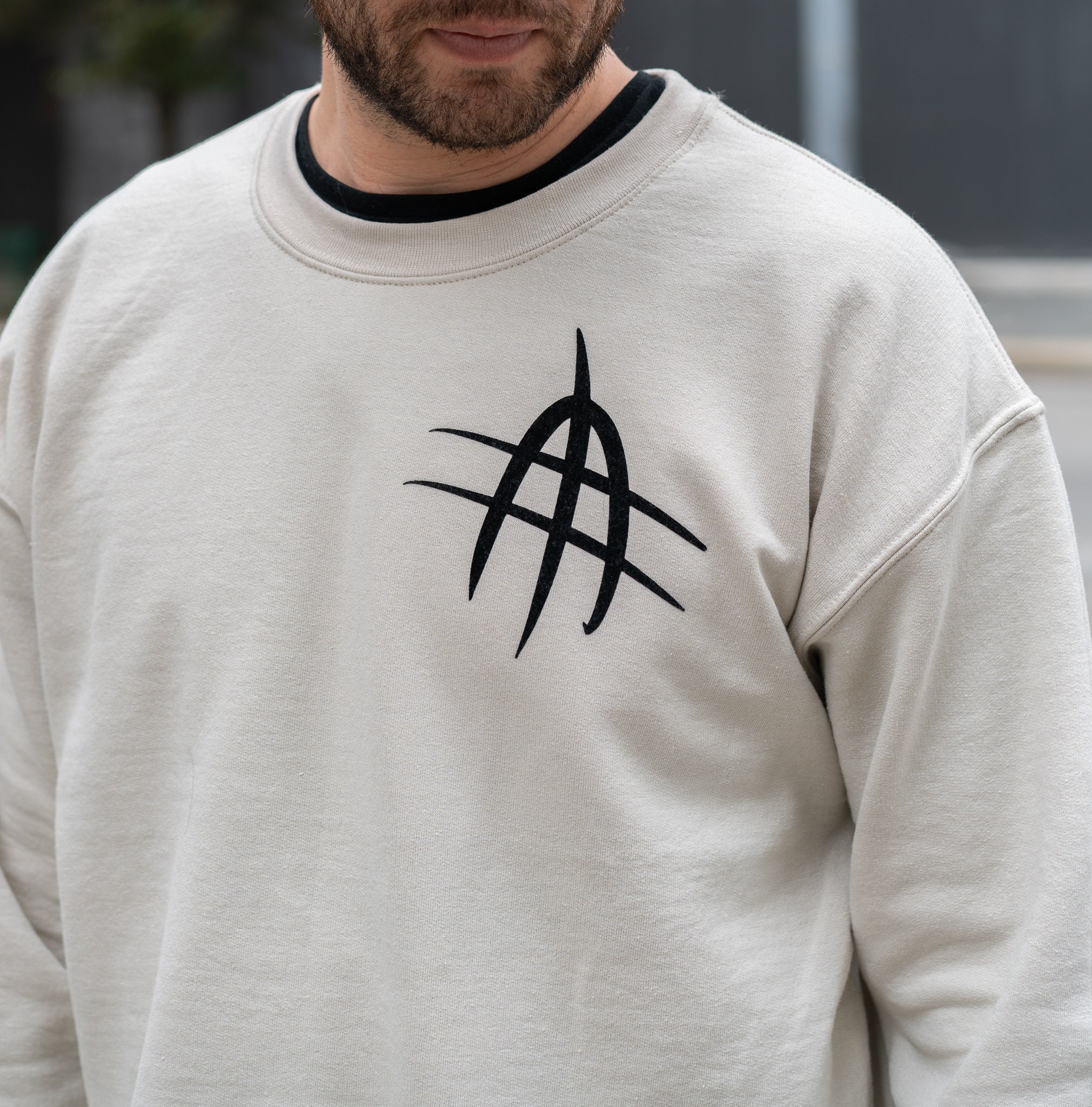 CHlaw (Schwarzes Logo auf Tan Pullover) - Etsy.de