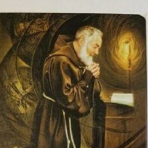 Padre Pio St. Pio of Pietrelcina 3rd class relic blessed holy prayer card #padrepio #padrepiorelic