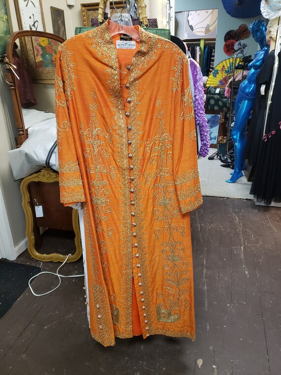Vintage orange handmade silk kaftan by Mourjana.