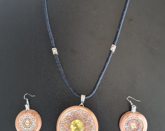 Juego de joyería de madera / Pendientes de madera / Colgante de madera / Regalo / Collar de madera / Hecho a mano /