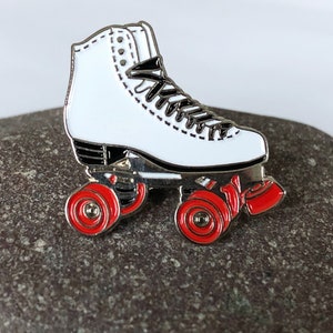 ROLLER SKATE Pin- Enamel Metal Lapel Pin Badge