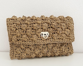 Pochette Beige  en raphia  , pochette boho chic, , sac boho, sac summer, sac soirée