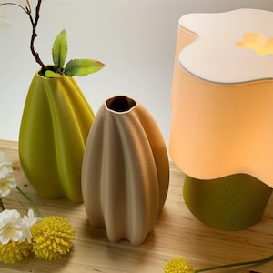 MILA Decor Vase 02 Designed and Sustainably made by Honey & Ivy Studio in Portland, Oregon image 1