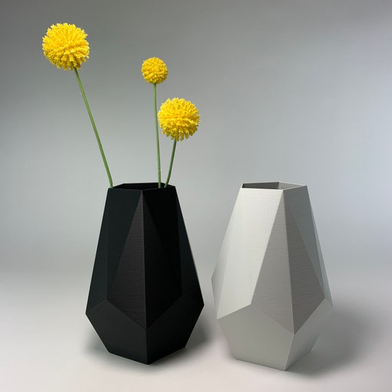 MISHI Faceted Vase (STYLE 01 - Symmetry) - Designed and