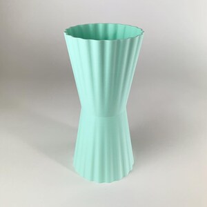 MICO Vase STYLE 01 Trumpet Designed and Crafted by Honey & Ivy Studio in Portland, Oregon Mint
