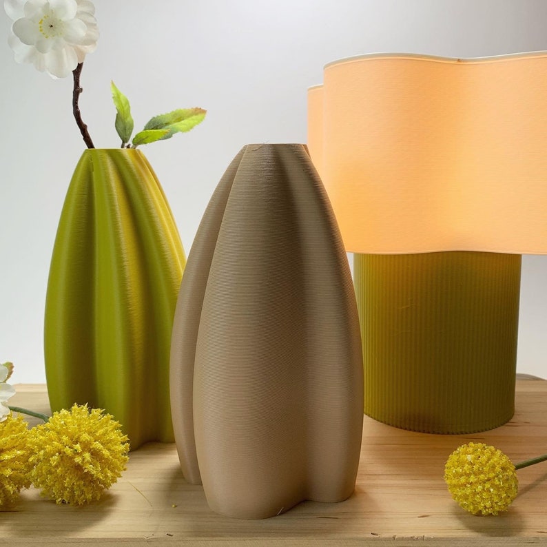 MILA Decor Vase 02 Designed and Sustainably made by Honey & Ivy Studio in Portland, Oregon image 2