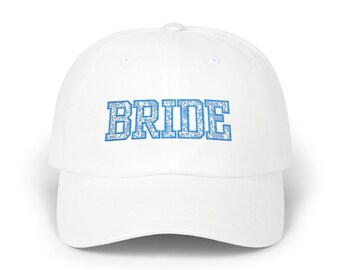 Braut Uni Buchstaben | Varsity Cap aus blauer Spitze | papa Mütze