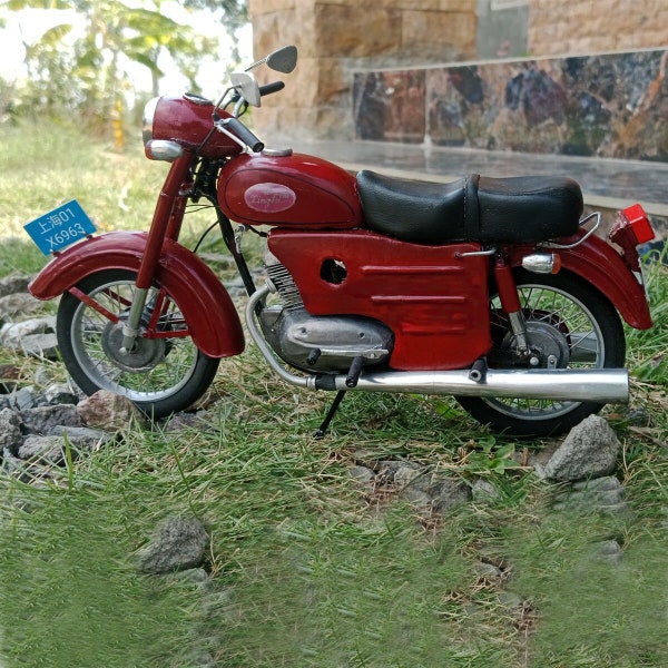 Jouets de véhicule à moteur miniatures de Xingfu 250 A 1988 Modèle vintage classique fabriqué à partir de zéro
