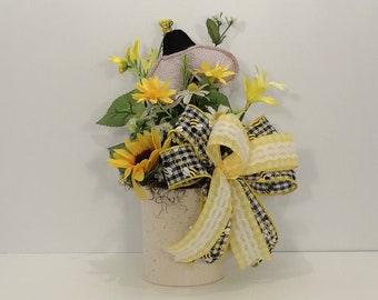 Bee Table Topper, Bee Centerpiece, Bee Decor, Bee Decoration, Bumblebee Centerpiece, Bee Mug Table Top Decoration