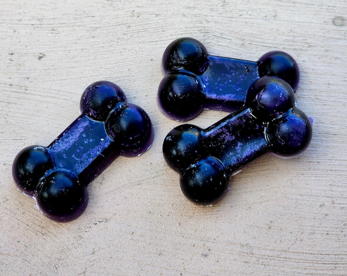 Handmade soy candle melts designed for pets