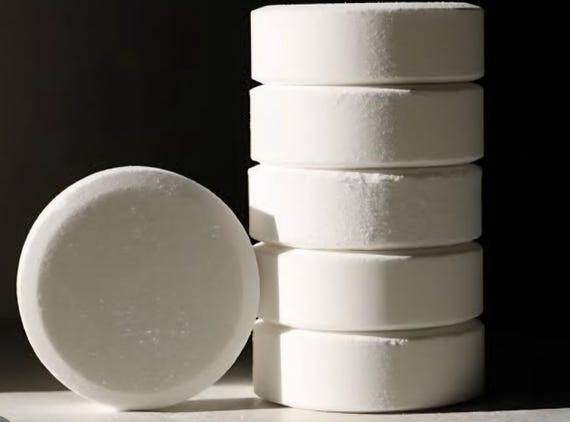 Handmade essential oil shower steamers