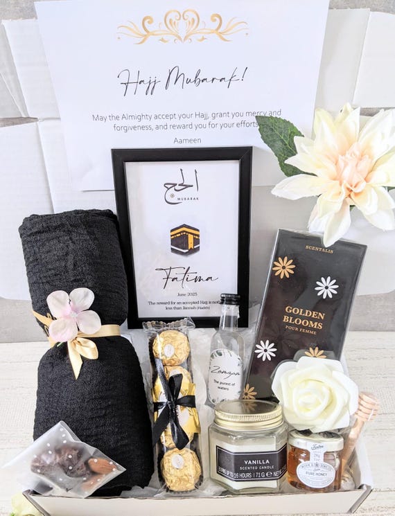 Personalised Umrah  Mubarak Gift Box: Hijab Gift/Perfume/Frame/Hijabi Gift/Muslimah Gift/Revert Gift/Nikah/Gift For Her/Bride Gift/Hajj Gift