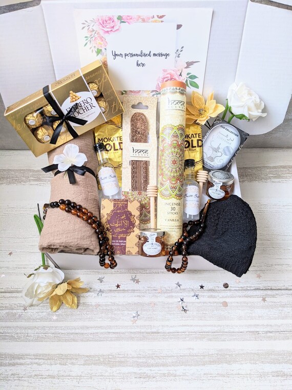 Luxury Islamic Couples Gift Hamper: Nikah Gift/ Umrah Mubarak/Wedding/Engagement/Islamic Couples/Mr Mrs/Hijab/Anniversary/Ramadan Eid Gift