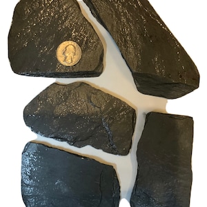 Five Small Natural Slate Rocks Fish Tank Aquarium Decor For Reptiles, Spiders, Turtles.