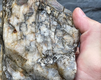 VERY RARE: Beautiful Quartz Stone