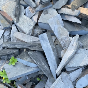 Natural Slate Scrap Pieces: Stepping Stone Trimmings
