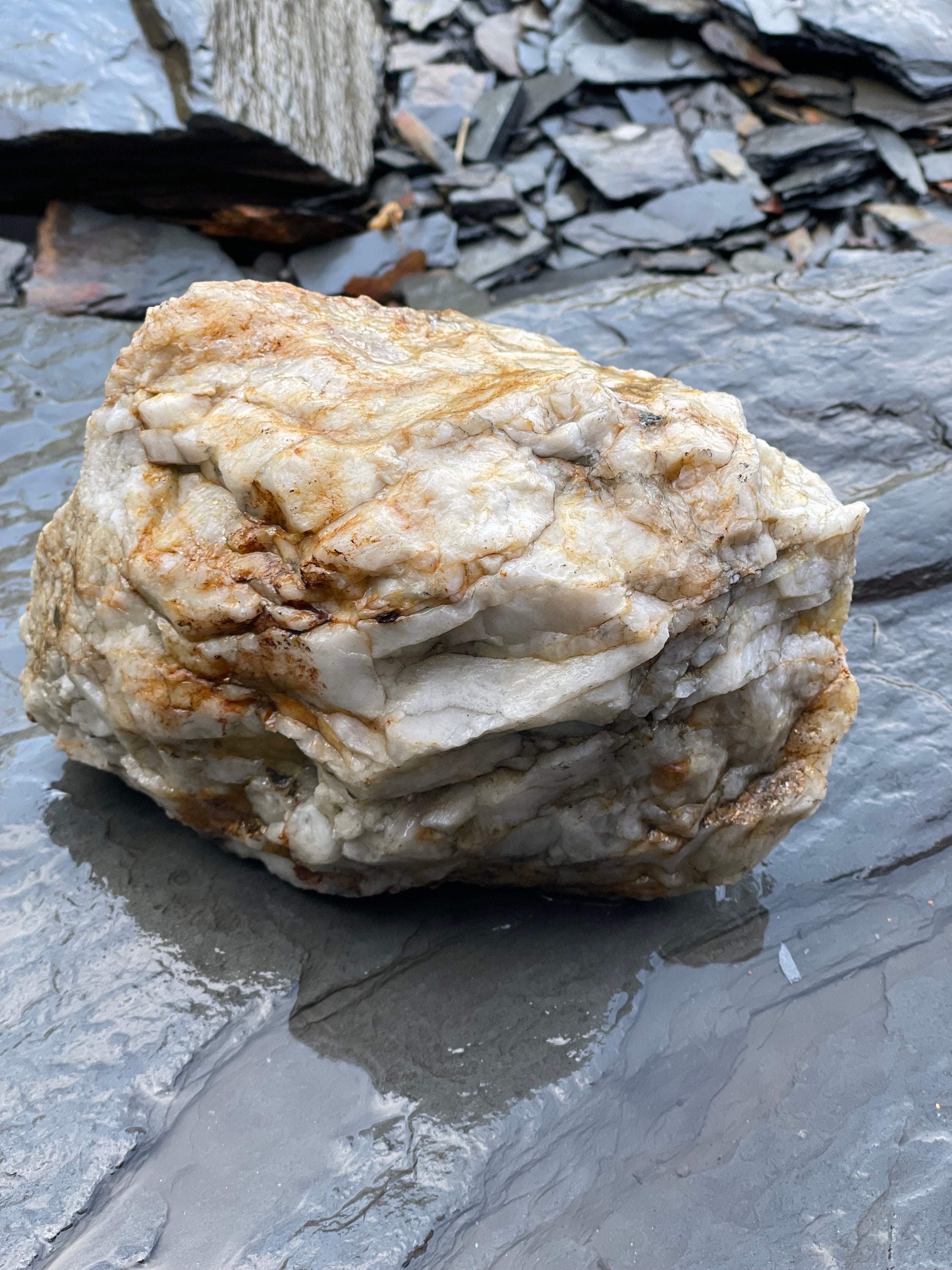 VERY RARE: Beautiful Quartz Stone