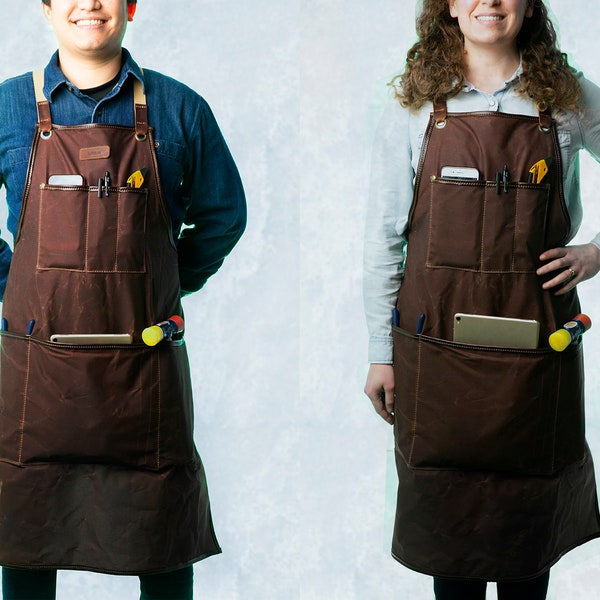 Craftsman's Waxed Canvas Apron | Personalization Available |  Gifts for Groomsmen / Father's Day /Gardener/ DIY /Grill /Utility, Made in USA