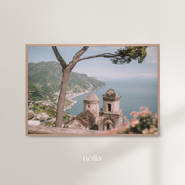 Côte amalfitaine, impression Villa Rufolo Ravello, art mural méditerranéen, art mural coloré d'été, Italie imprimable, art mural paysage marin, art floral