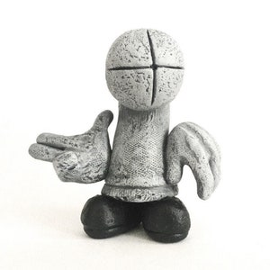 Figure inspired in Madness combat and inspired in the 3d model of grubby_guy, sculpture, artoy, statue, figurine, figure, collection, gift