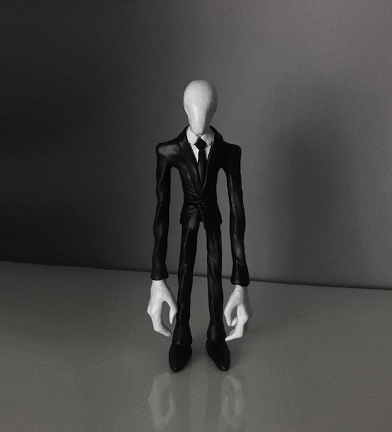 Figure Inspired in Slenderman the Slenderman Creepypasta 