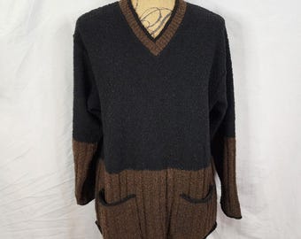 Vintage B.K. & Co. Size Small Oversized Boucle Wool Blend V-Neck Casual Sweater