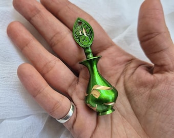 Vintage Handmade Brass Surma Dani: Eyeliner Powder Container