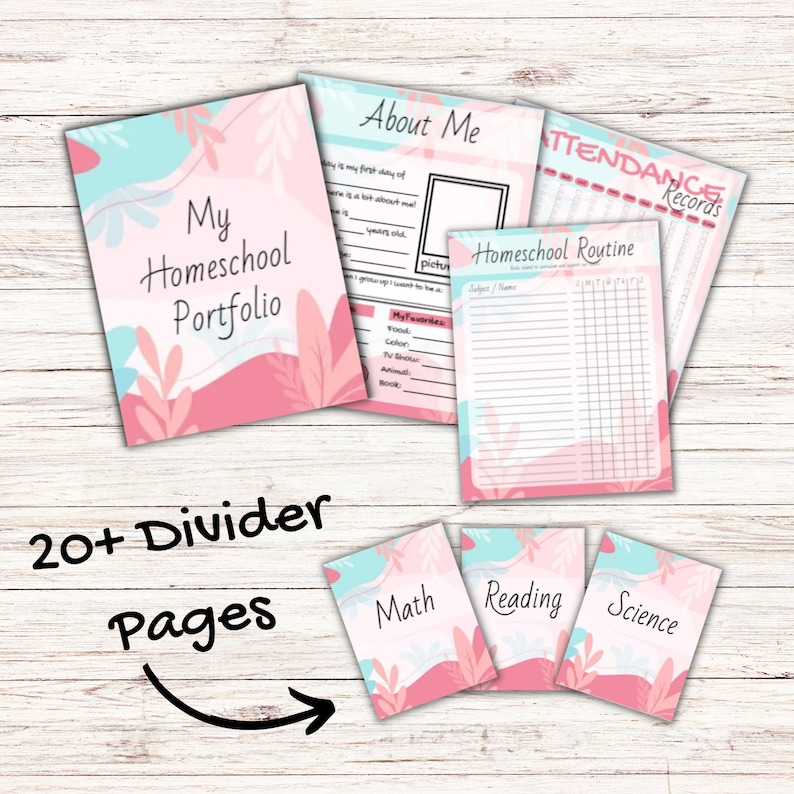 Op de afbeelding: Een printbare homeschool-portfolio met roze en blauwe bloemenontwerpen. De portfolio bevat pagina's voor "Over mij", "Homeschool-routine", "Aanwezigheidsregistratie" en vakverdelers voor "Wiskunde", "Lezen" en "Wetenschap".