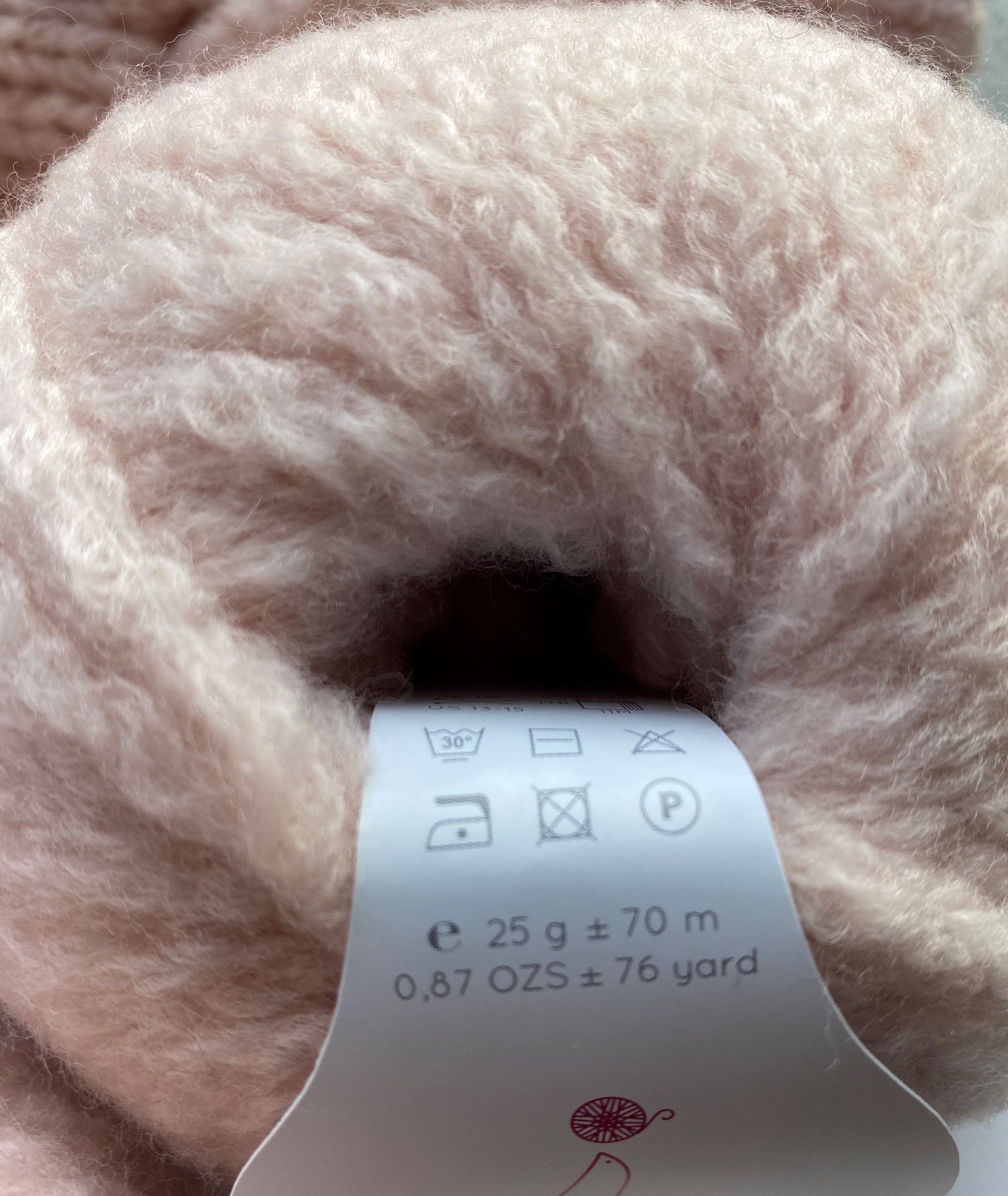 Wow! Fluffy¦ Premium Wool & Yarn ¦