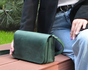 green leather purse for womens, handmade genuine leather purses, cross body purse,leather crossbody purse,leather purse women,handbag purses