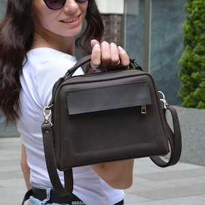 leather minimalist crossbody bag for women, handmade large crossbody bag, crossbody bag, crossbody purse, leather handbag, bridesmaid gifts
