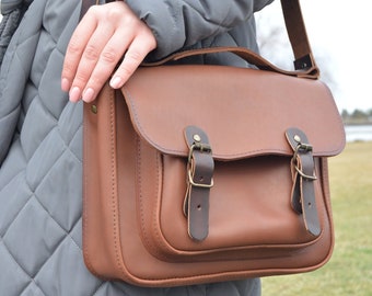 Handmade leather satchel women, messenger bag men, leather laptop bag, travel bag, weekender bag, weekend bag, leather shoulder bag,tote bag