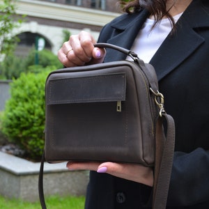leather crossbody bags for women, handmade leather cross body handbags, small leather crossbody bag, personalized bag, leather purses