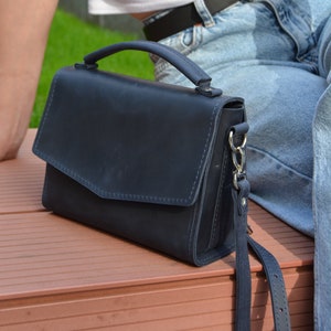 leather small navy blue color women cross body bag with adjustable strap, personalized gift, gift for mom, handmade bag, cute everyday purse